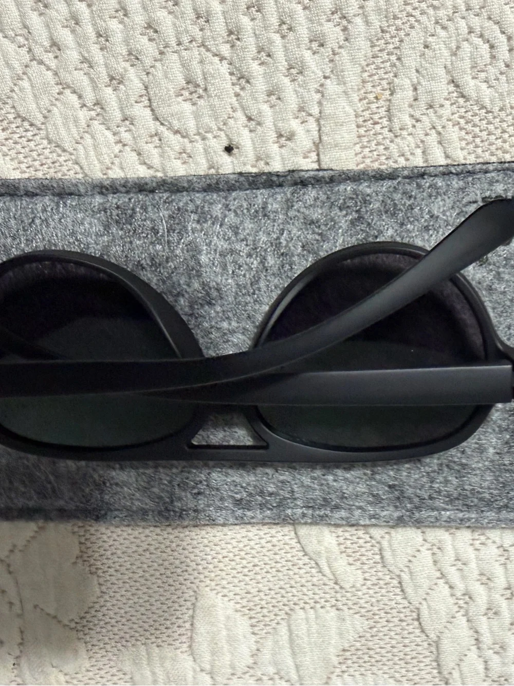 Kids' Polarspex Polarized Sunglasses with Green Mirror Lenses EUC w/ case